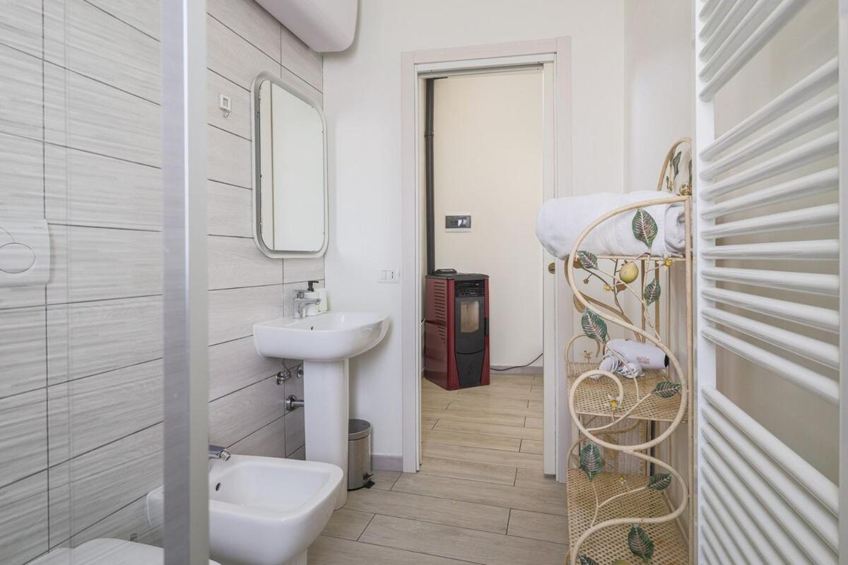 Jacuzzi & Relax - Casa Indipendente 20min Da Milano * Zelo Buon Persico